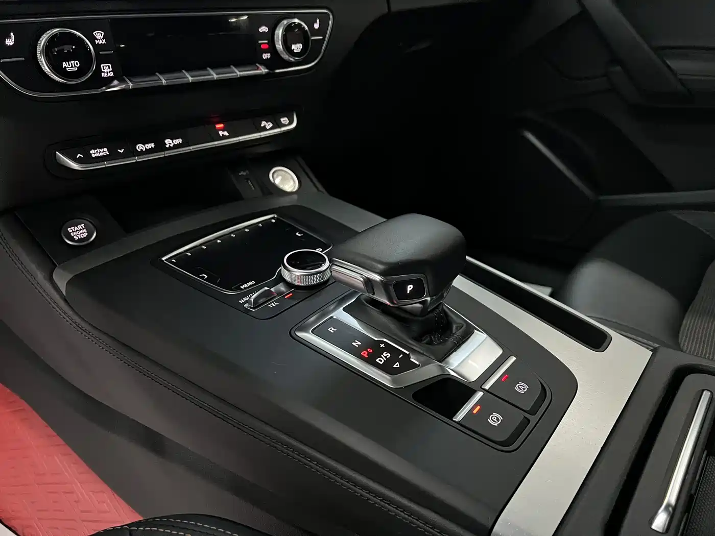 Audi Q5L 2018 40 TFSI Prestige Fashion (China V) фото 9
