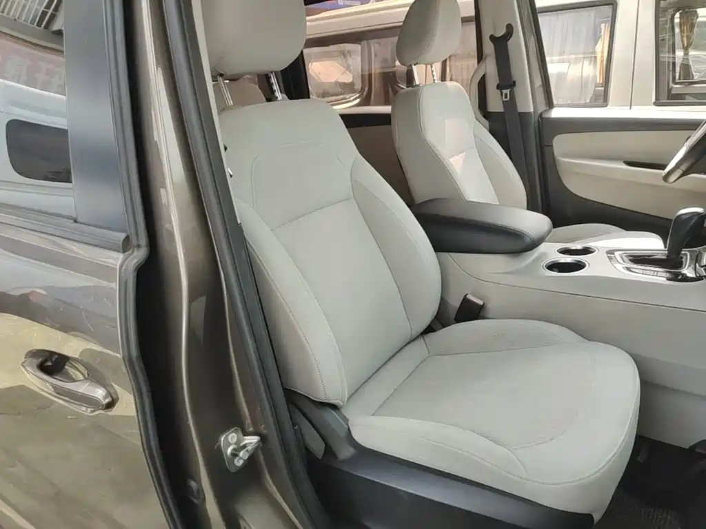Huasong 7 2020 2015 2.0T Automatic Comfort