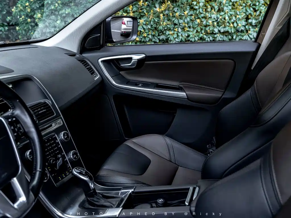 Фото 7 - Volvo XC60