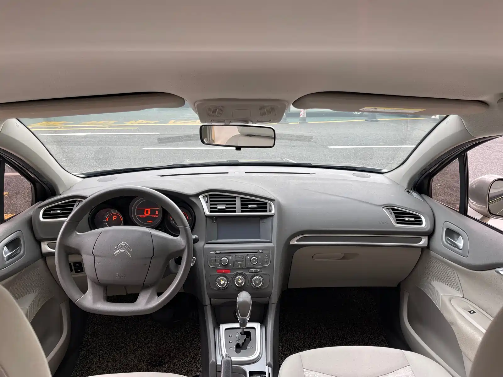 Photo 5 - Citroën C4L