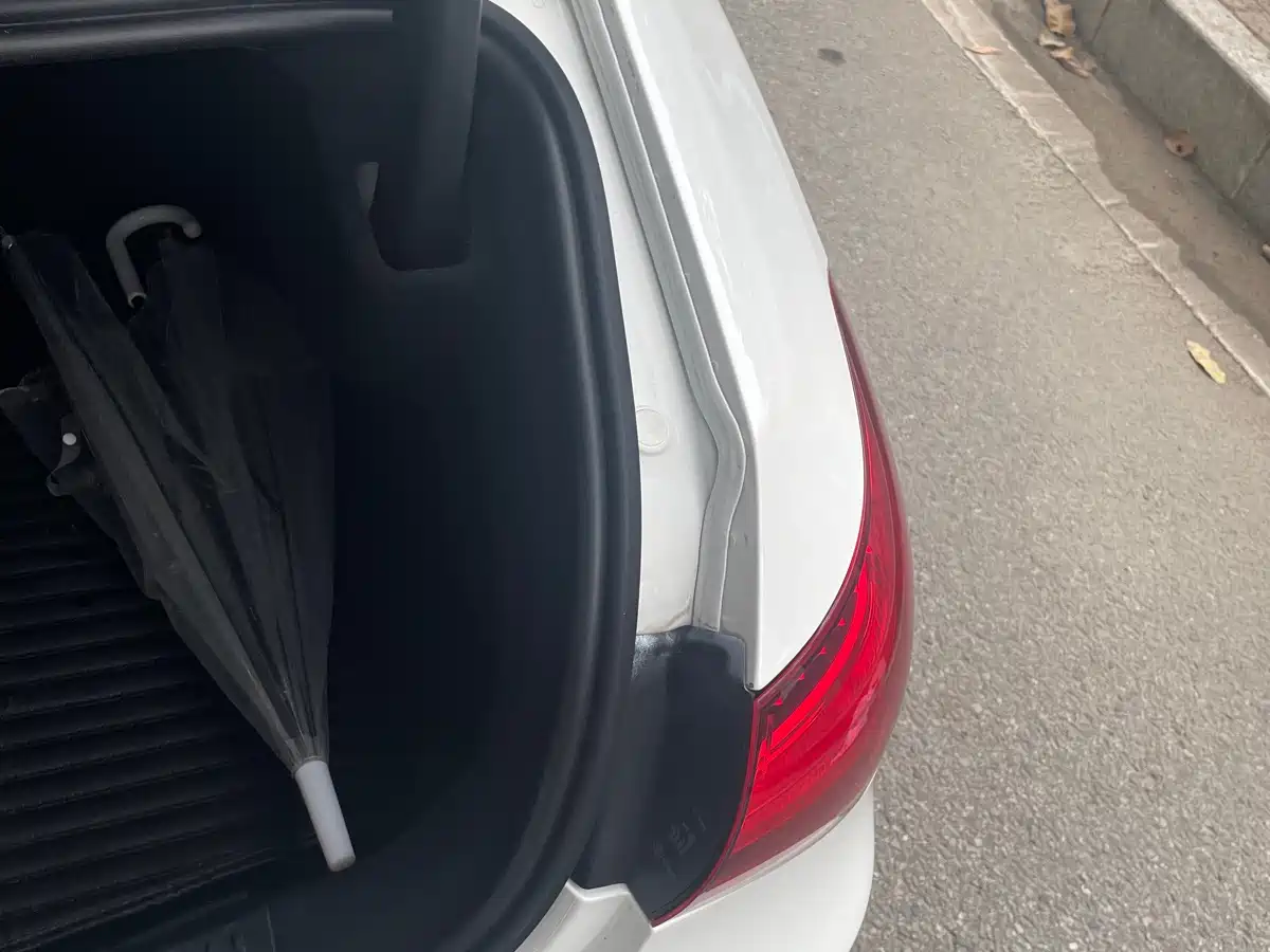 Mercedes-Benz A-Class 2019 A 200 L фото 14