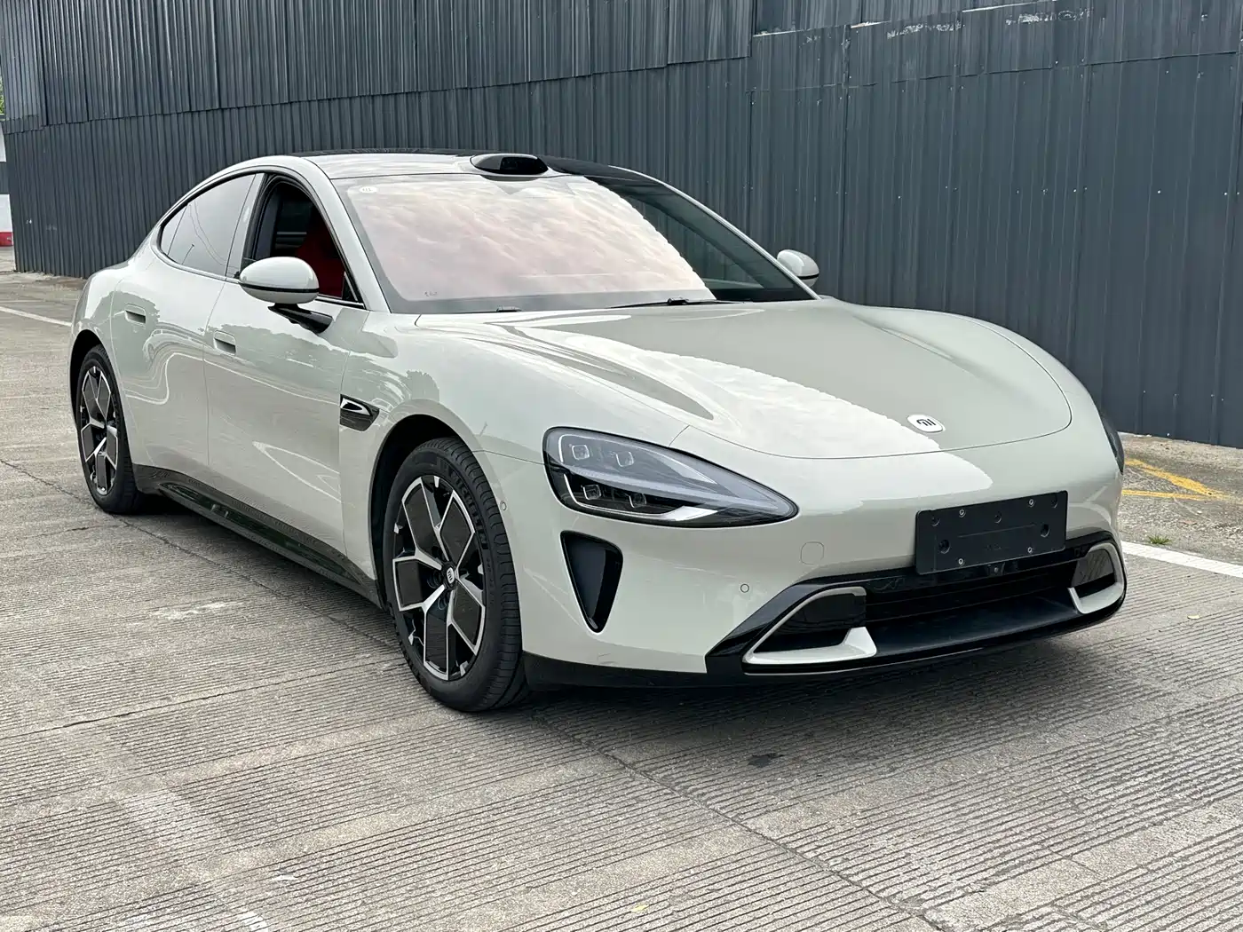 XIAOMI CAR XIAOMI SU7