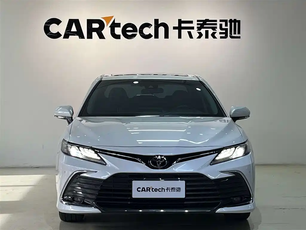 Toyota Camry 2021 2.0G Luxury Edition фото 3