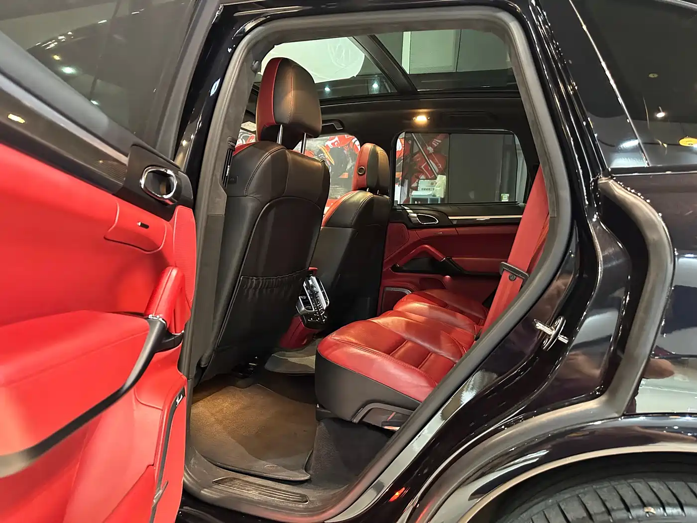 Porsche Cayenne 2016 Cayenne Turbo S 4.8T фото 10