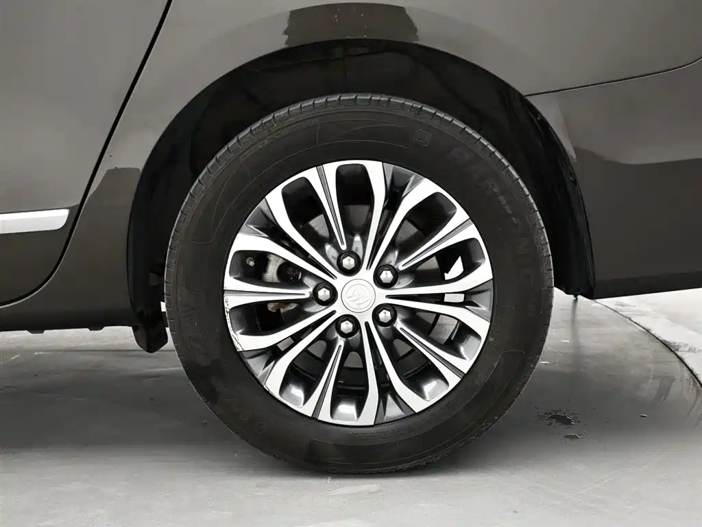 BUICK GL8