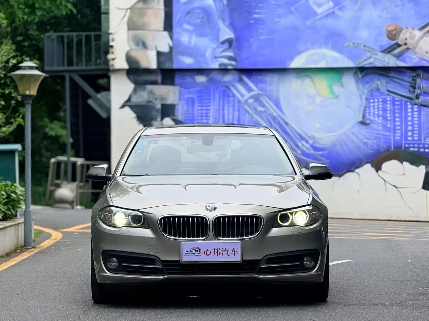 Фото 2 - BMW 5 Series