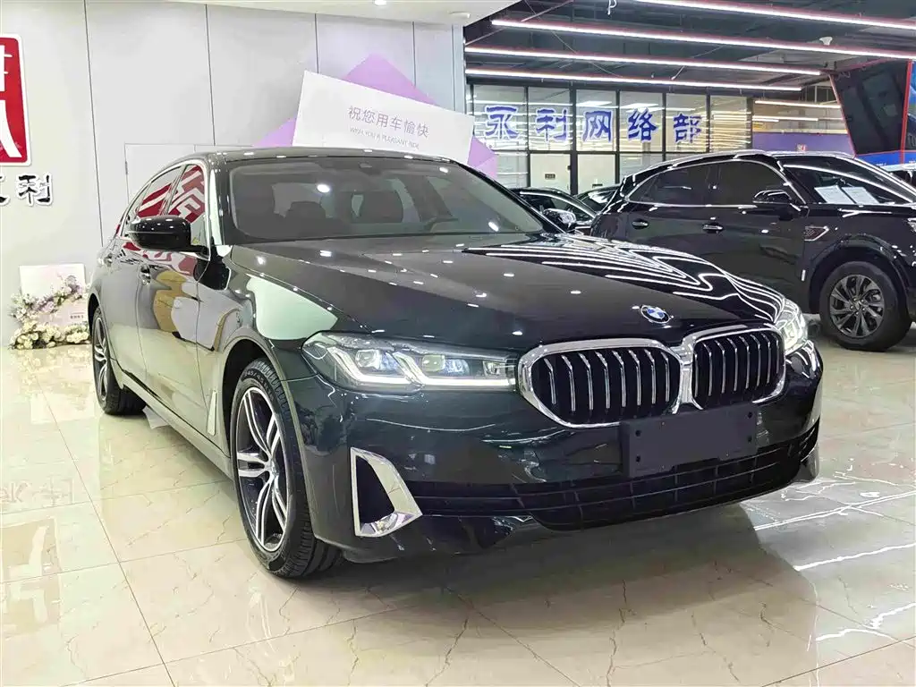 BMW 5-SERIES