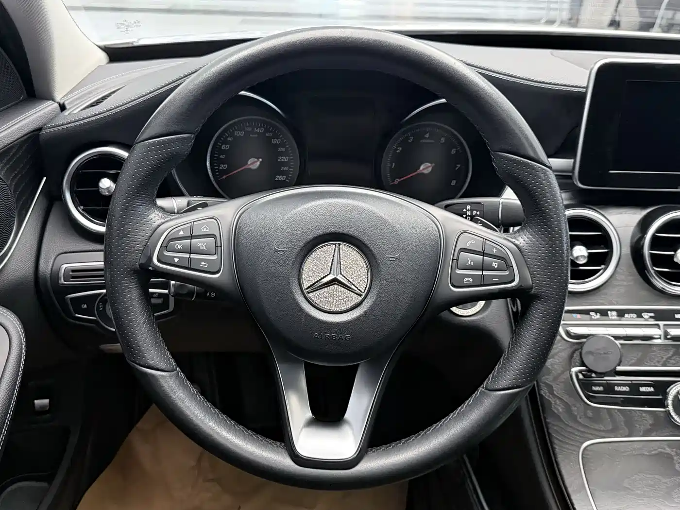 Mercedes-Benz C-Class 2018 C 200 L Sport Edition фото 14