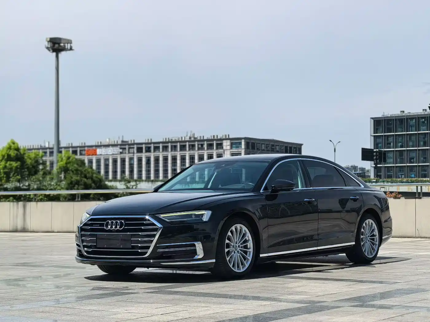Audi A8 2019 — пригон из Китая