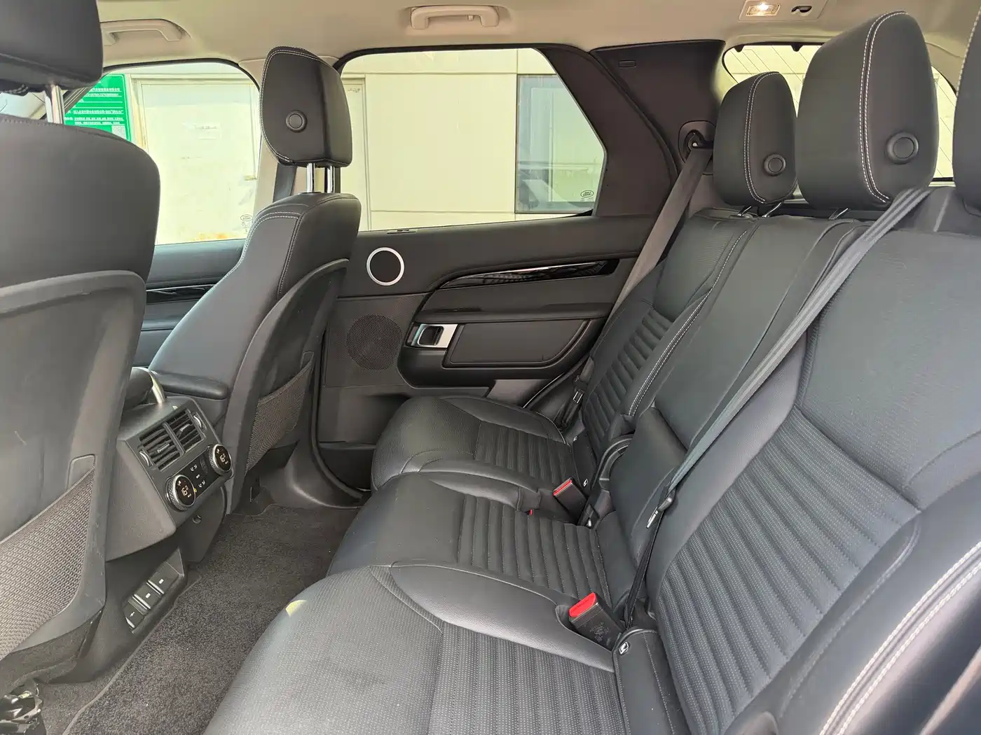 Land Rover Discovery 2024 2024 Model 360PS S