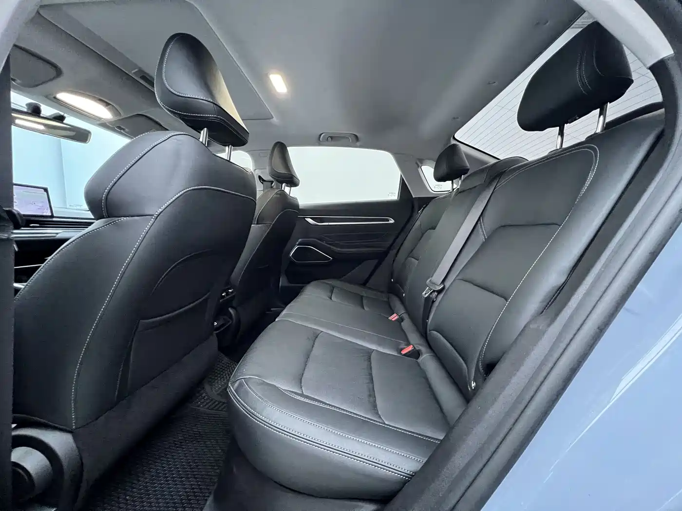 GEELY AUTOMOBILE EMGRAND