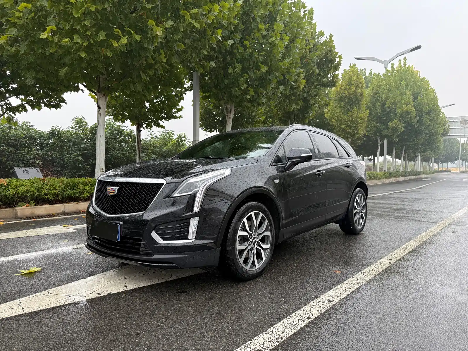 Photo 3 - Cadillac XT5
