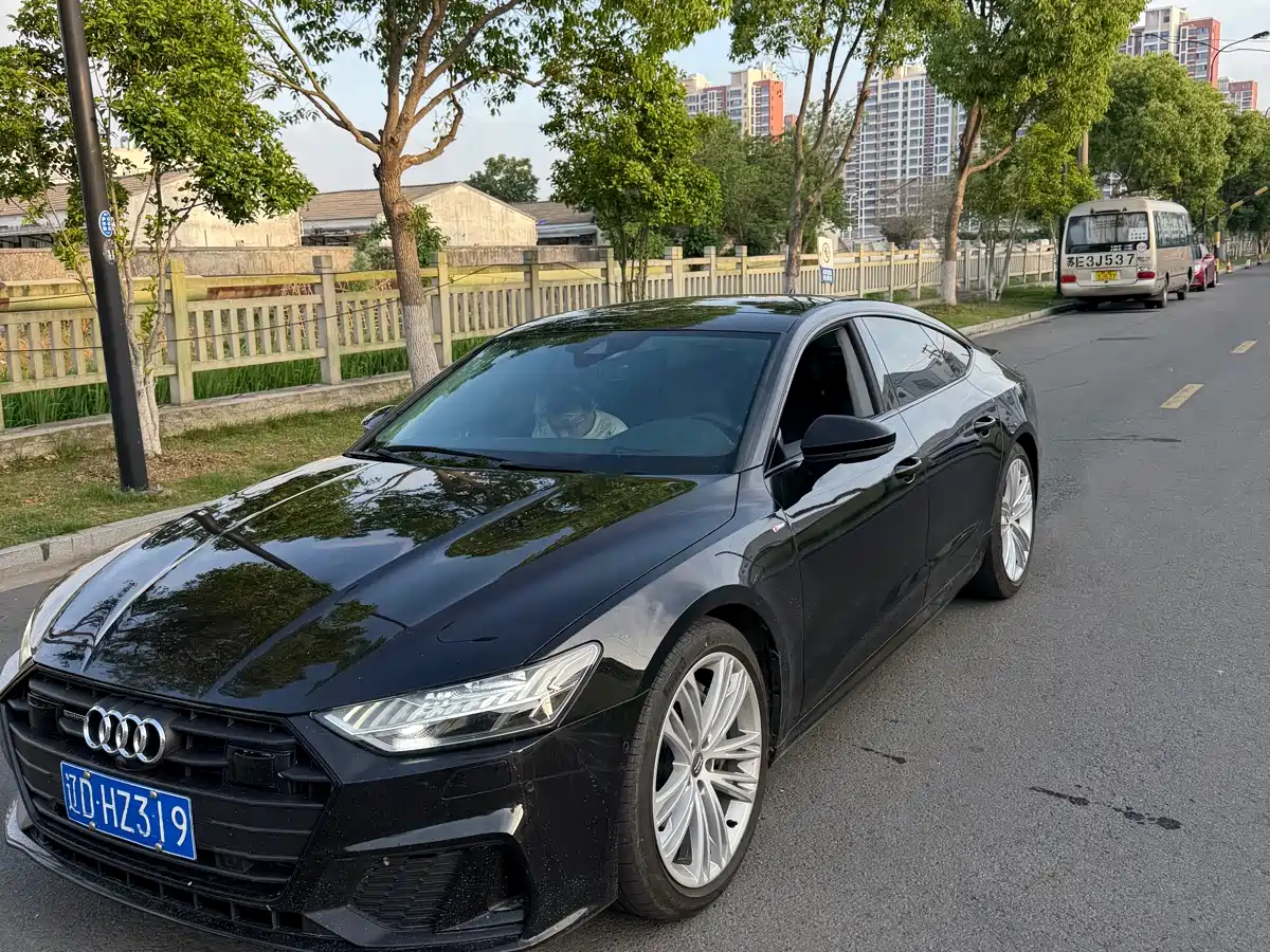 Audi A7 2019 55 TFSI quattro Competition Edition фото 2