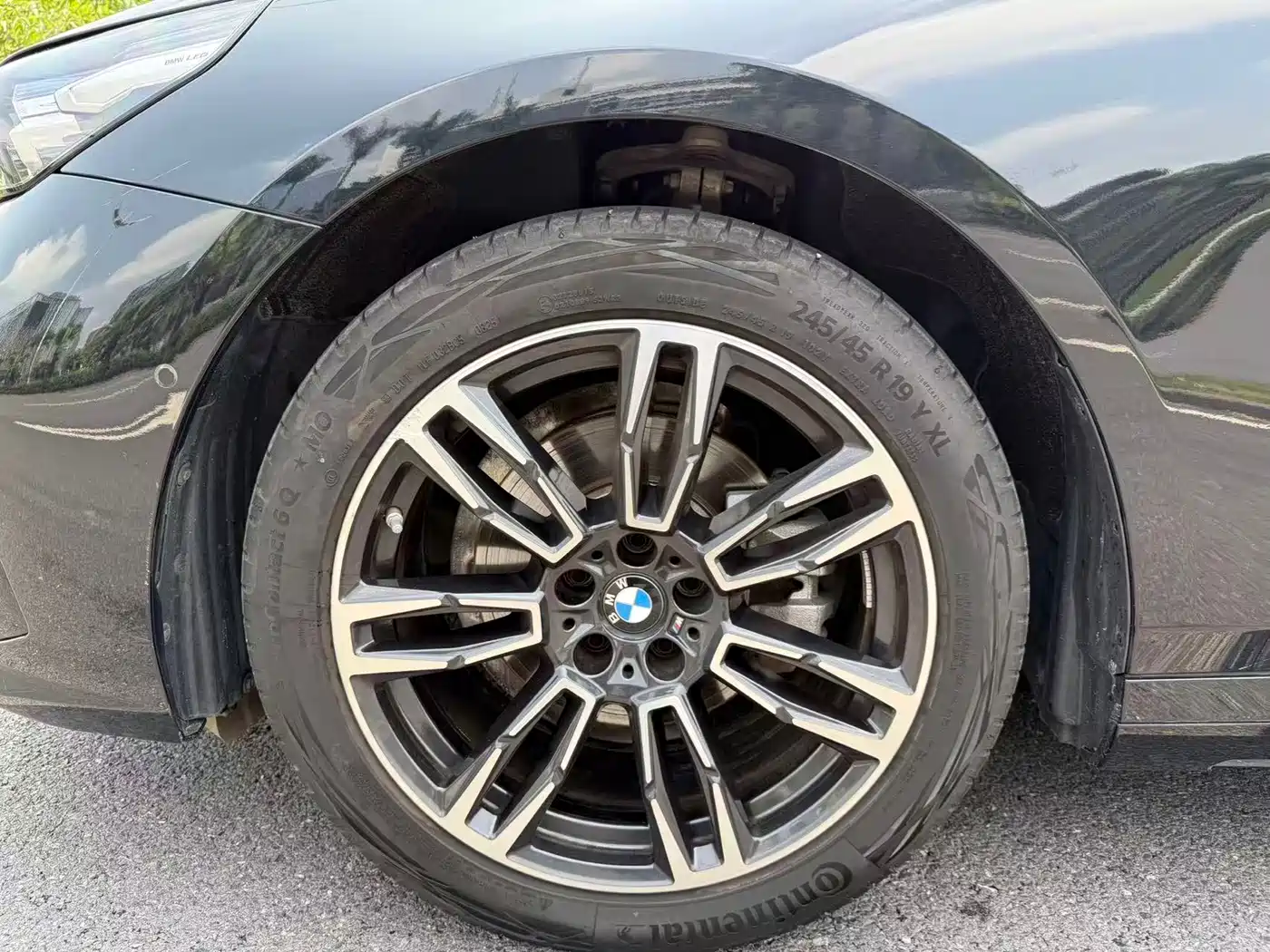 BMW 5 Series 2025 525Li M Sport Package фото 15
