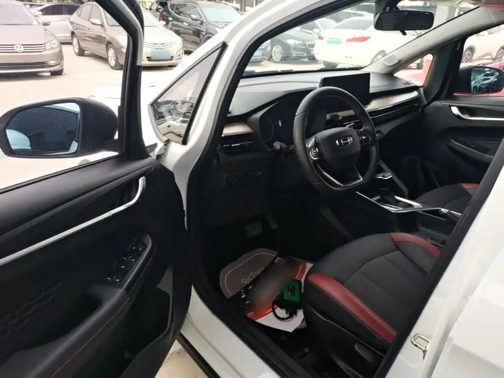 Geely Vision X3 2022 2021 PRO 1.5L CVT Premium