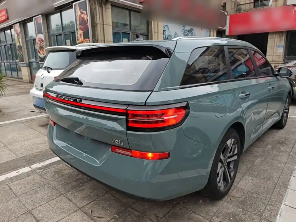 Фото 7 - Baojun Valli