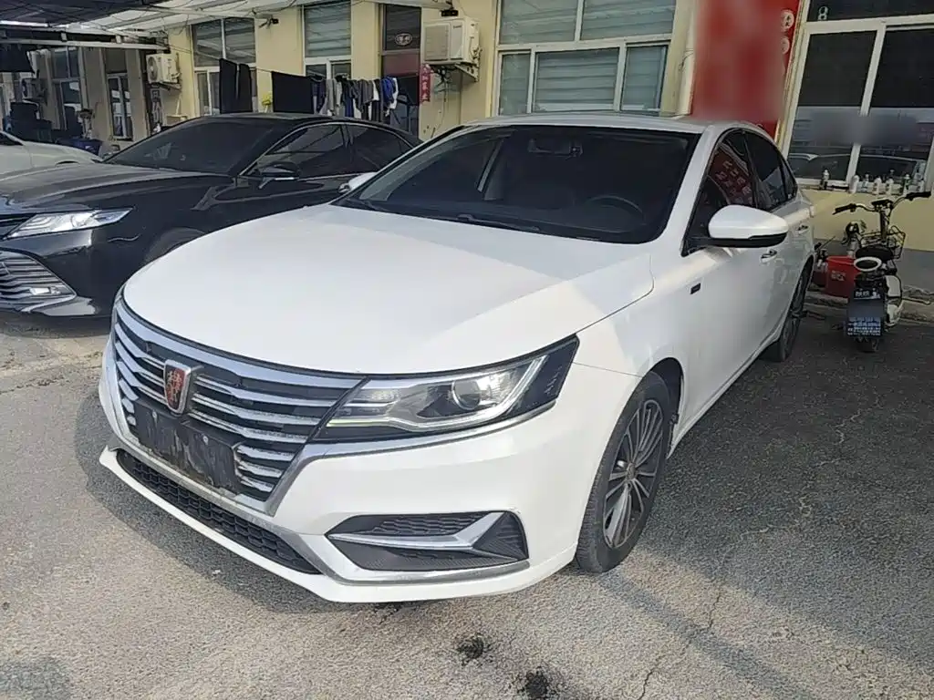 Roewe i6 2020 2020 PLUS 1.6L CVT 4G Connected Glory Flagship Edition