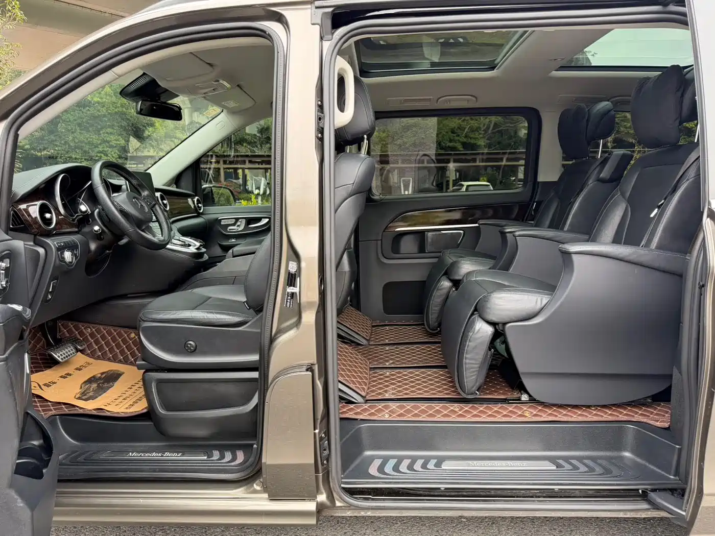 Mercedes-Benz V-Class 2018 V 260 Premium Edition China V фото 9