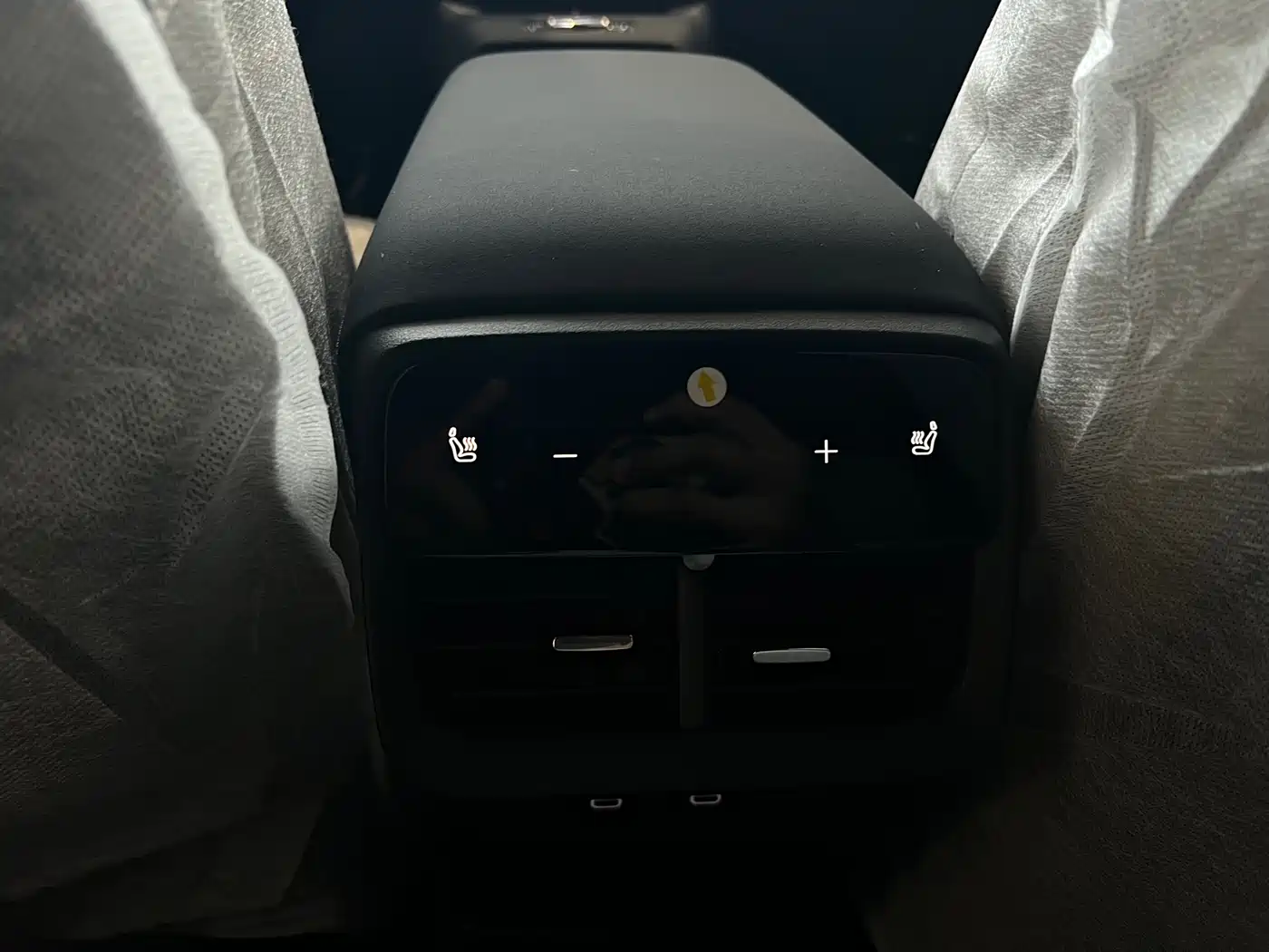 VOLVO XC70 PLUG-IN HYBRID