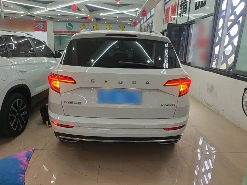 Photo 6 - Škoda Karoq