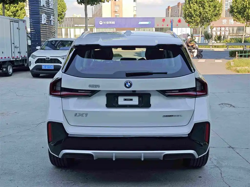 BMW iX1 2025 2023 eDrive25L M Sport Package