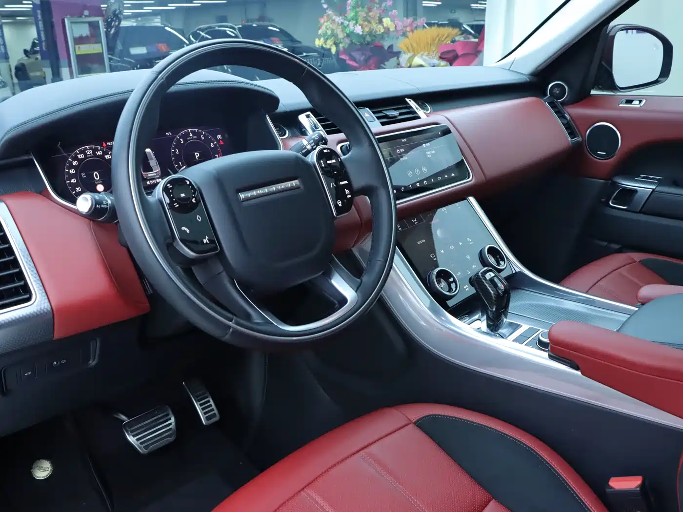 Land Rover Range Rover Sport 2022 3.0 L6 Gloss Black Edition фото 6