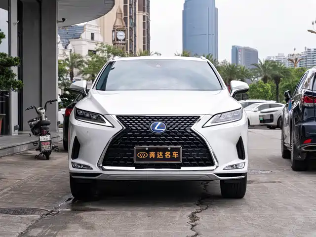 Lexus RX 2020 450hL 4WD Elegance Edition 7-Seater China VI — фото 2