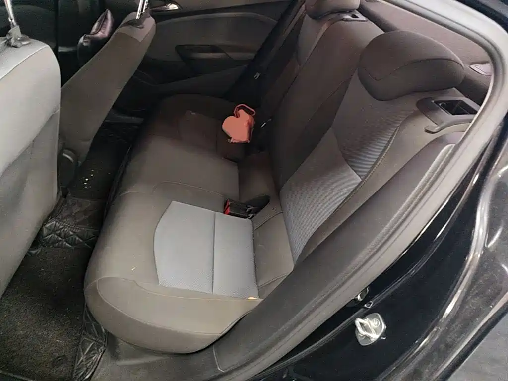 Chevrolet Cruze 2017 2017 1.5L Automatic Pioneer Sunroof