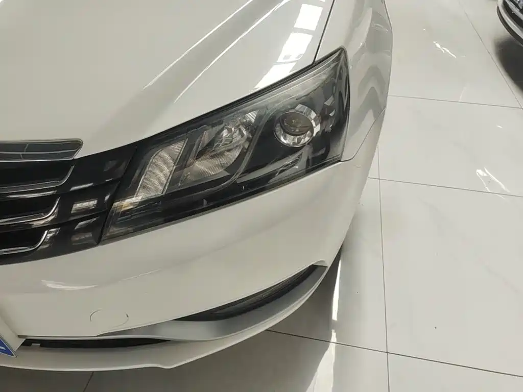 Geely Emgrand 2015 2014 Sedan 1.5L Manual Elite