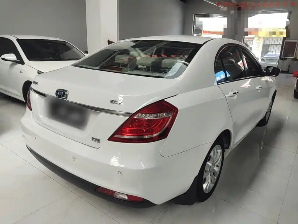 Geely Emgrand 2015 2014 Sedan 1.5L Manual Elite