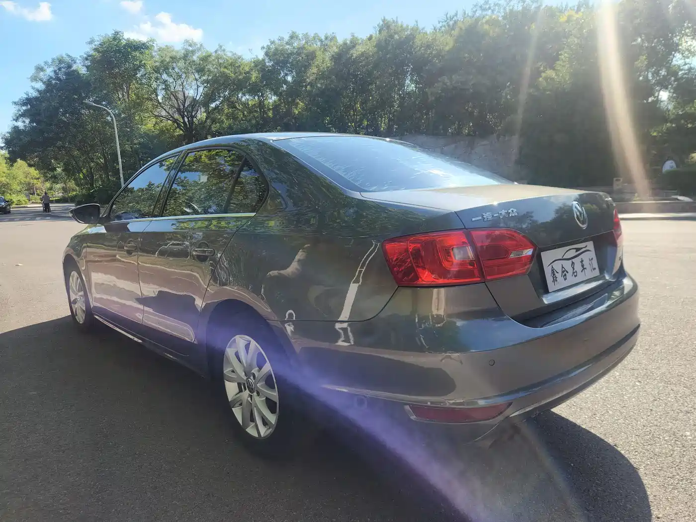 Volkswagen Sagitar 2012 1.4TSI Automatic Luxury фото 3