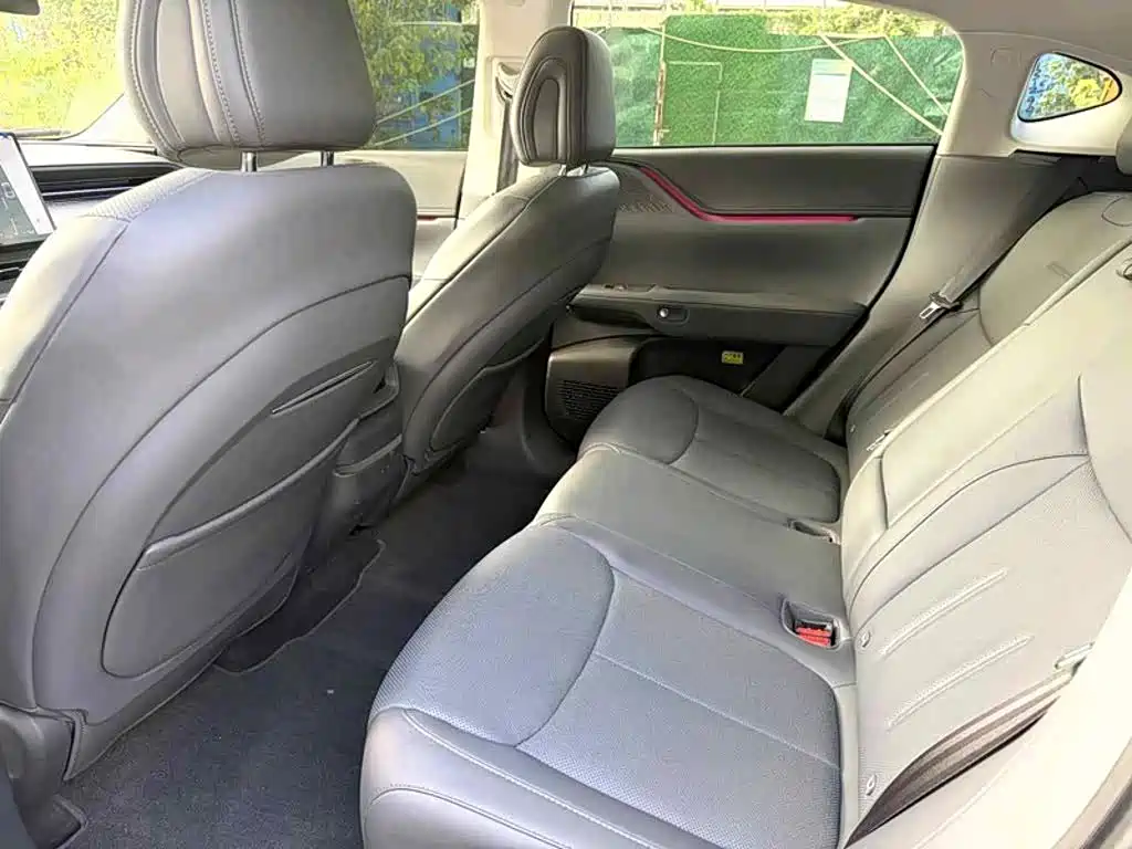 Фото 8 - XPeng G6
