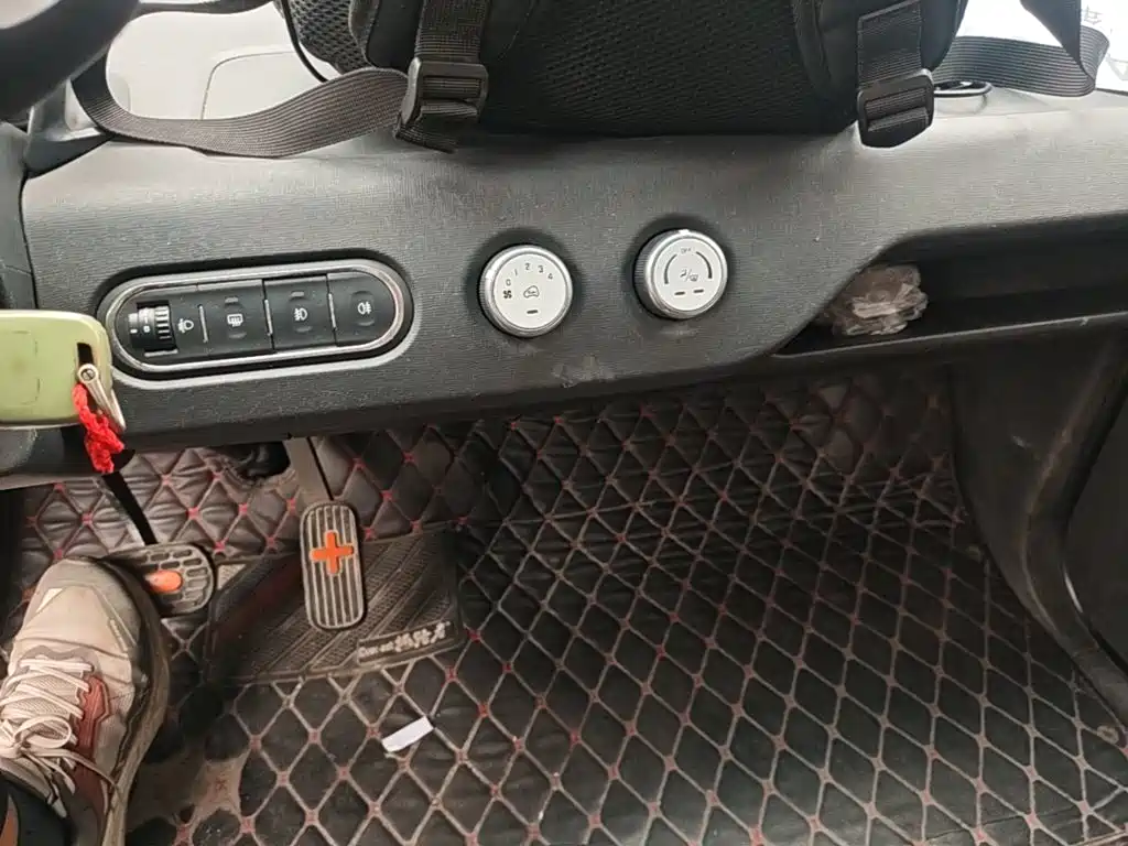 Baojun E100 2019 2019 250KM Smart Edition