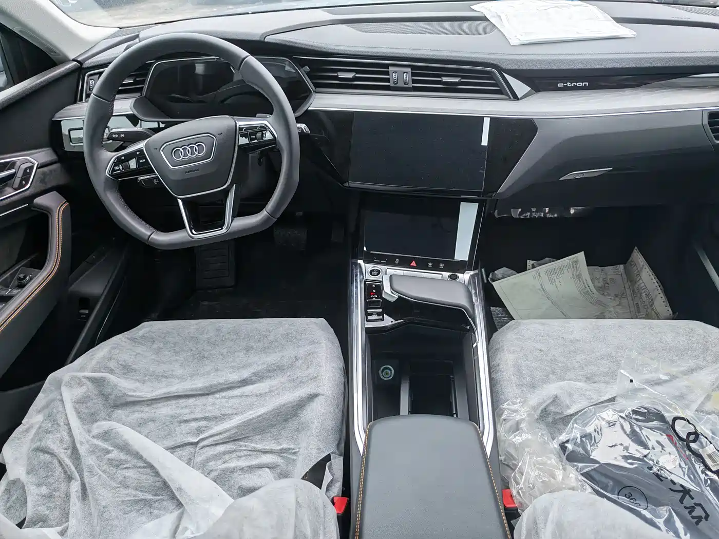 Audi e-tron 2026 2021 50 quattro Exclusive Selection
