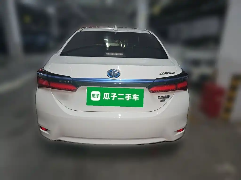 Toyota Corolla Twin Engine E+ 2022 2020 1.8L E-CVT Comfort Edition
