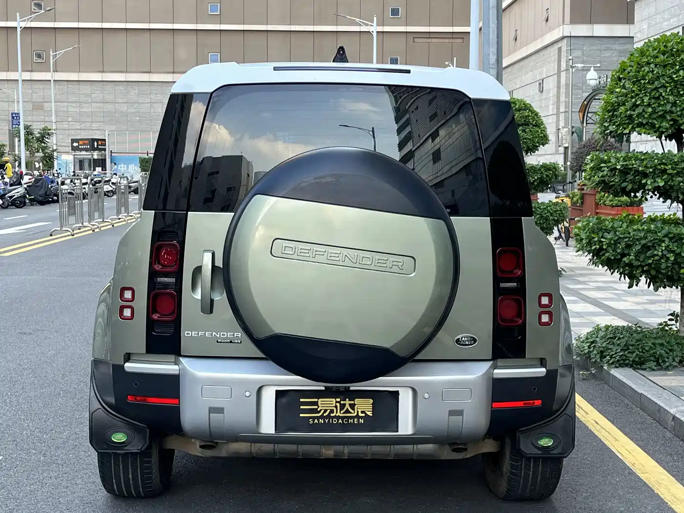 Land Rover Defender 2020 2020 Model 110 P400 HSE