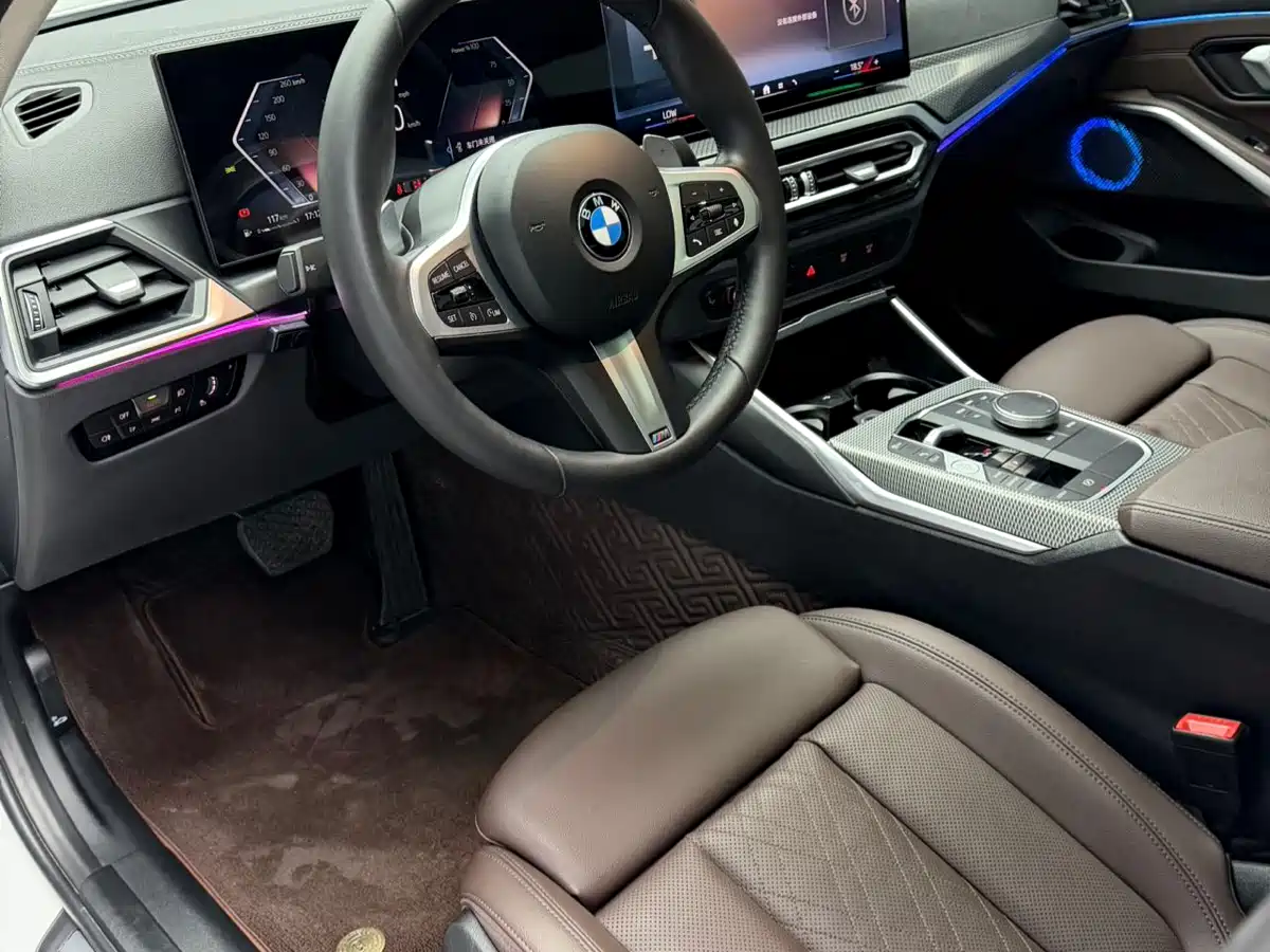 BMW 3 Series 2024 320i M Sport Package фото 17