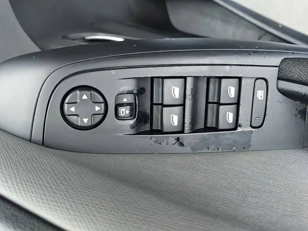 Citroën C4 Picasso 2017 2015 Model 1.6T Fashion 5-seater