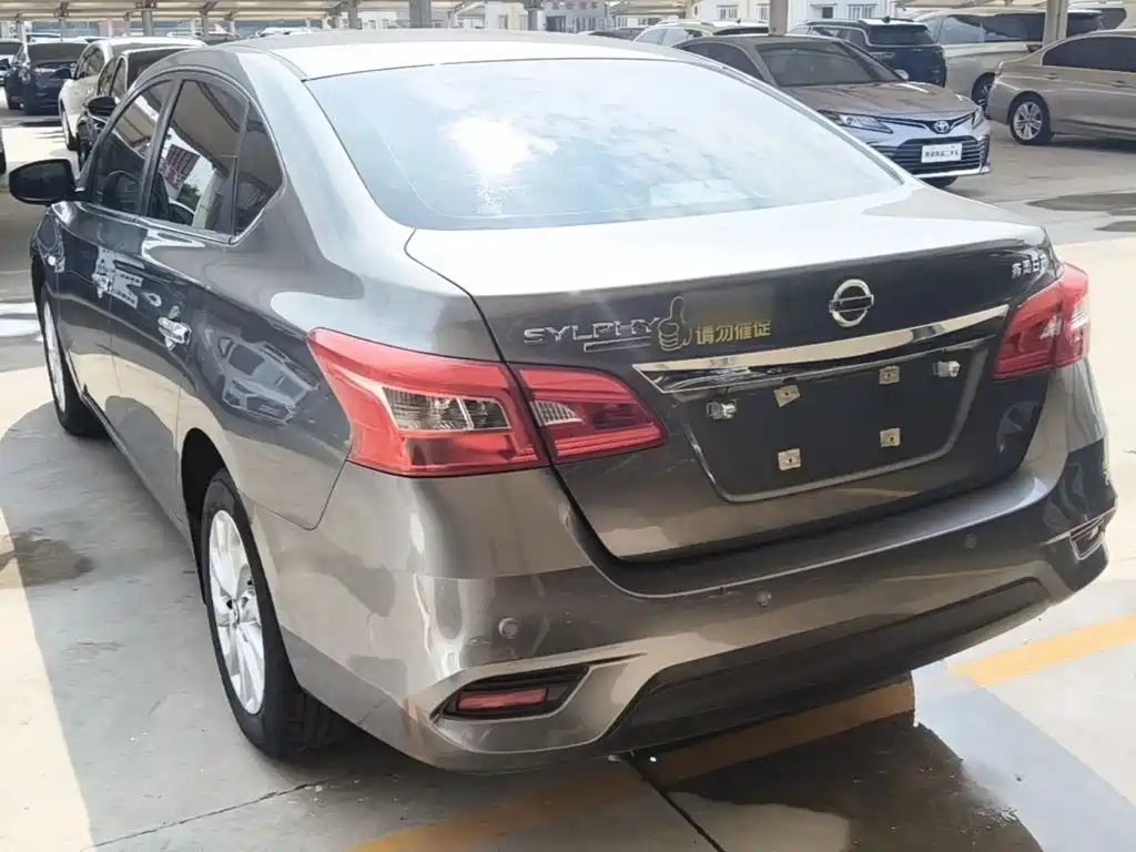 Nissan SYLPHY, миниатюра 5