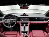 Photo 9 - Porsche Panamera
