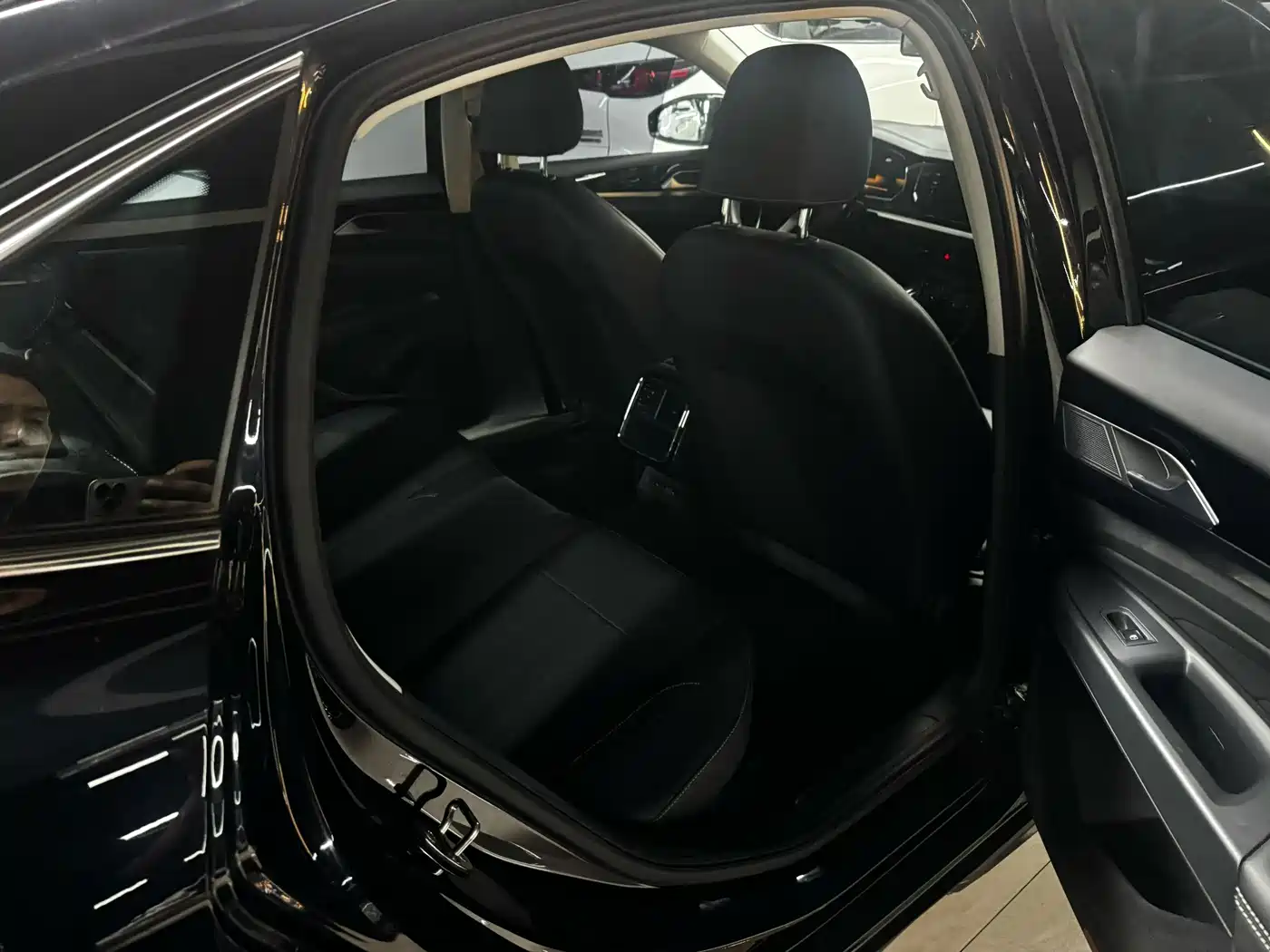 Volkswagen Passat 2025 2024 280TSI Business Edition