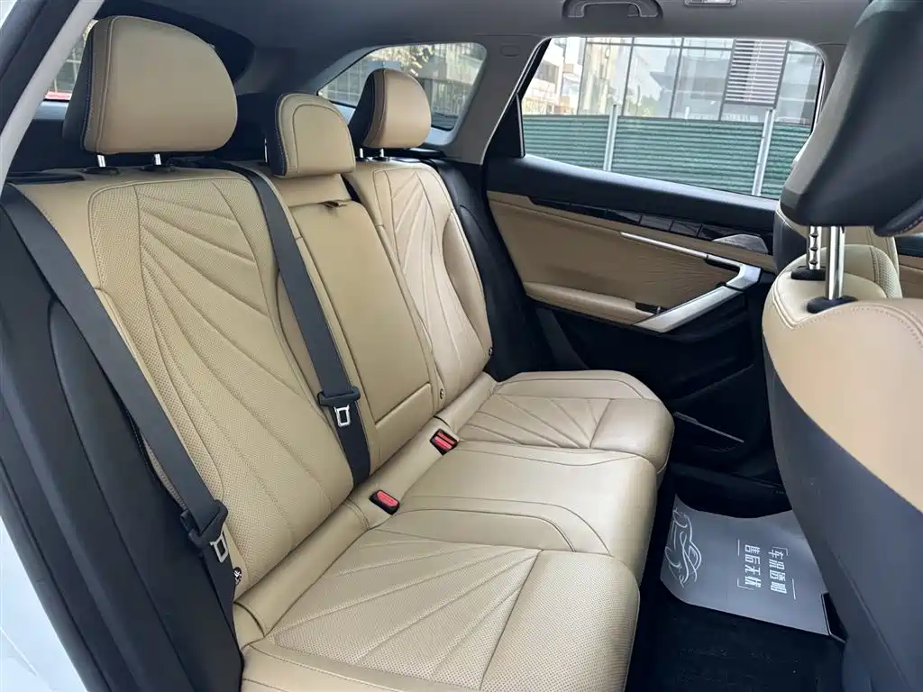 GEELY AUTOMOBILE BOYUE L