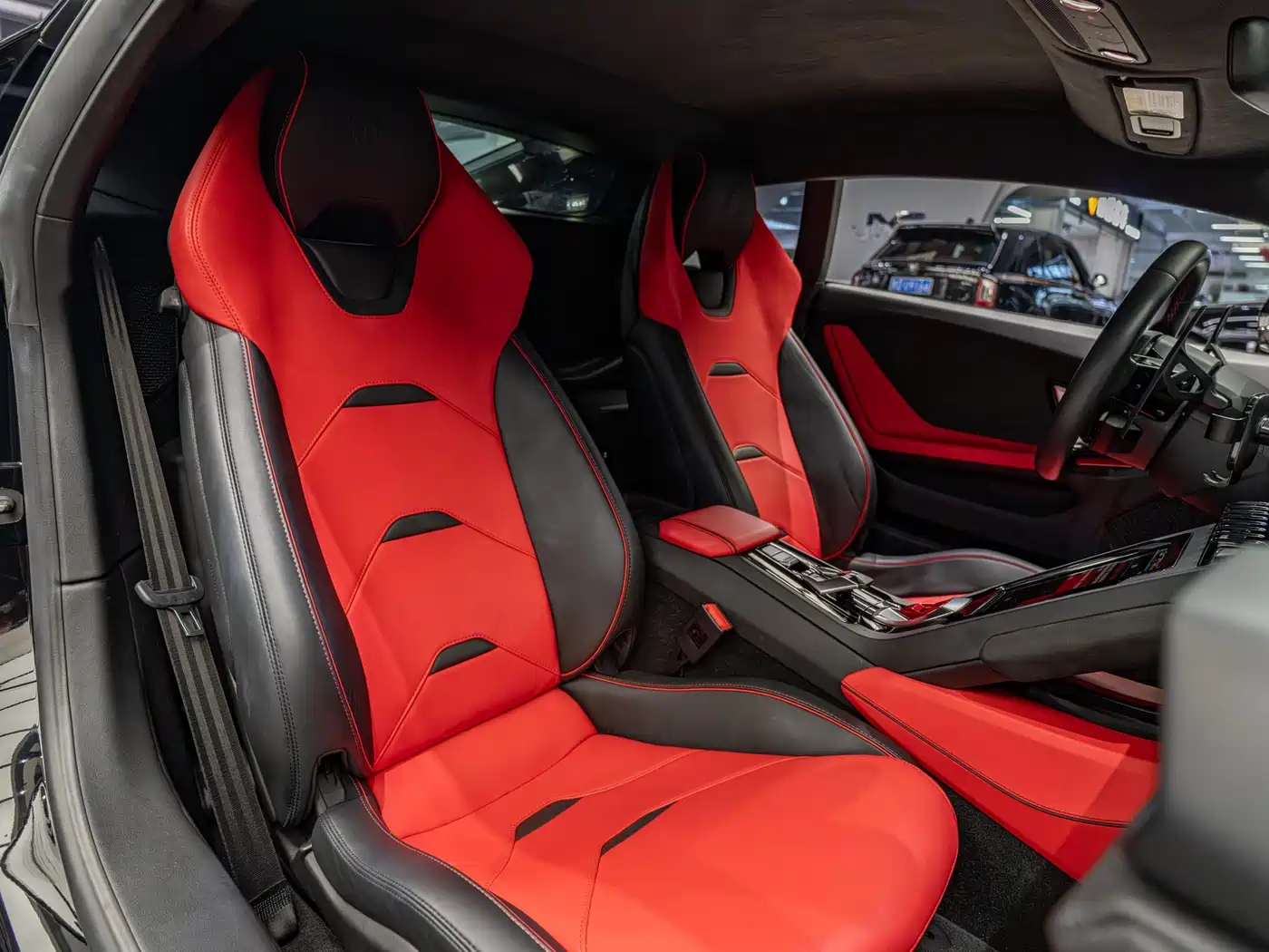 LAMBORGHINI HURACÁN