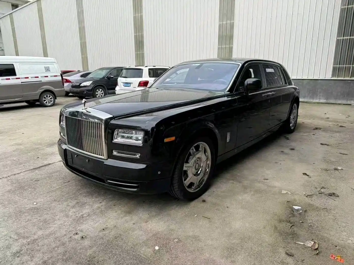 Фото 1 - Rolls-Royce Phantom