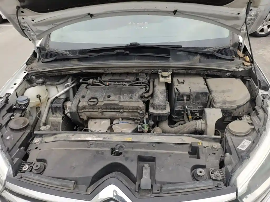 صورة 20 - Citroën C4 C-Quatre