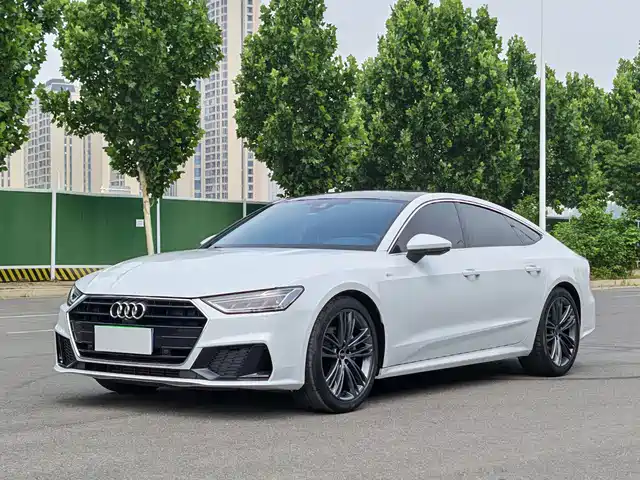 Audi A7 2023 Model 45 TFSI Premium Selection Edition