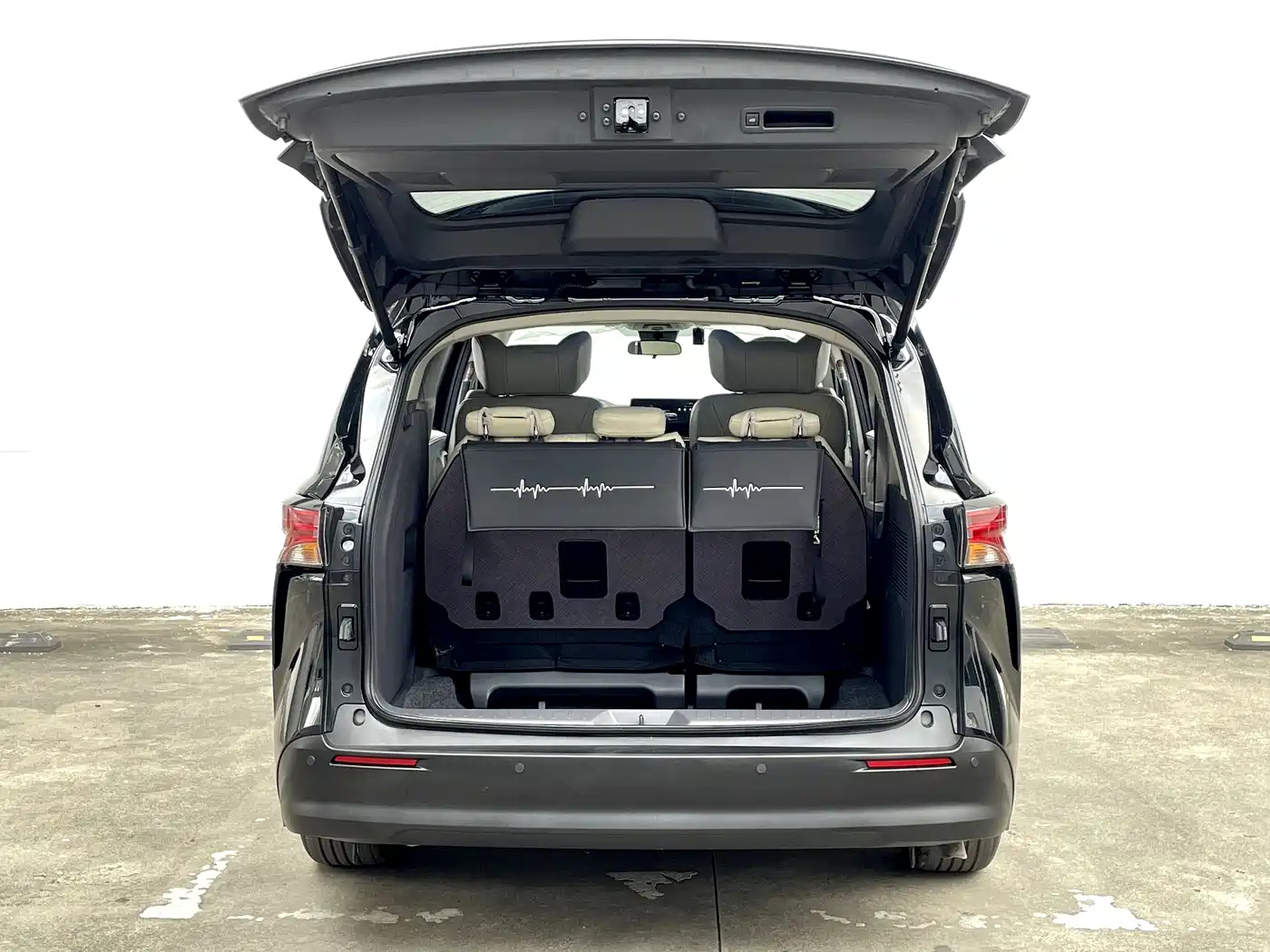 Toyota Sienna 2026 Model 2.5L Hybrid 2WD Comfort Edition фото 31