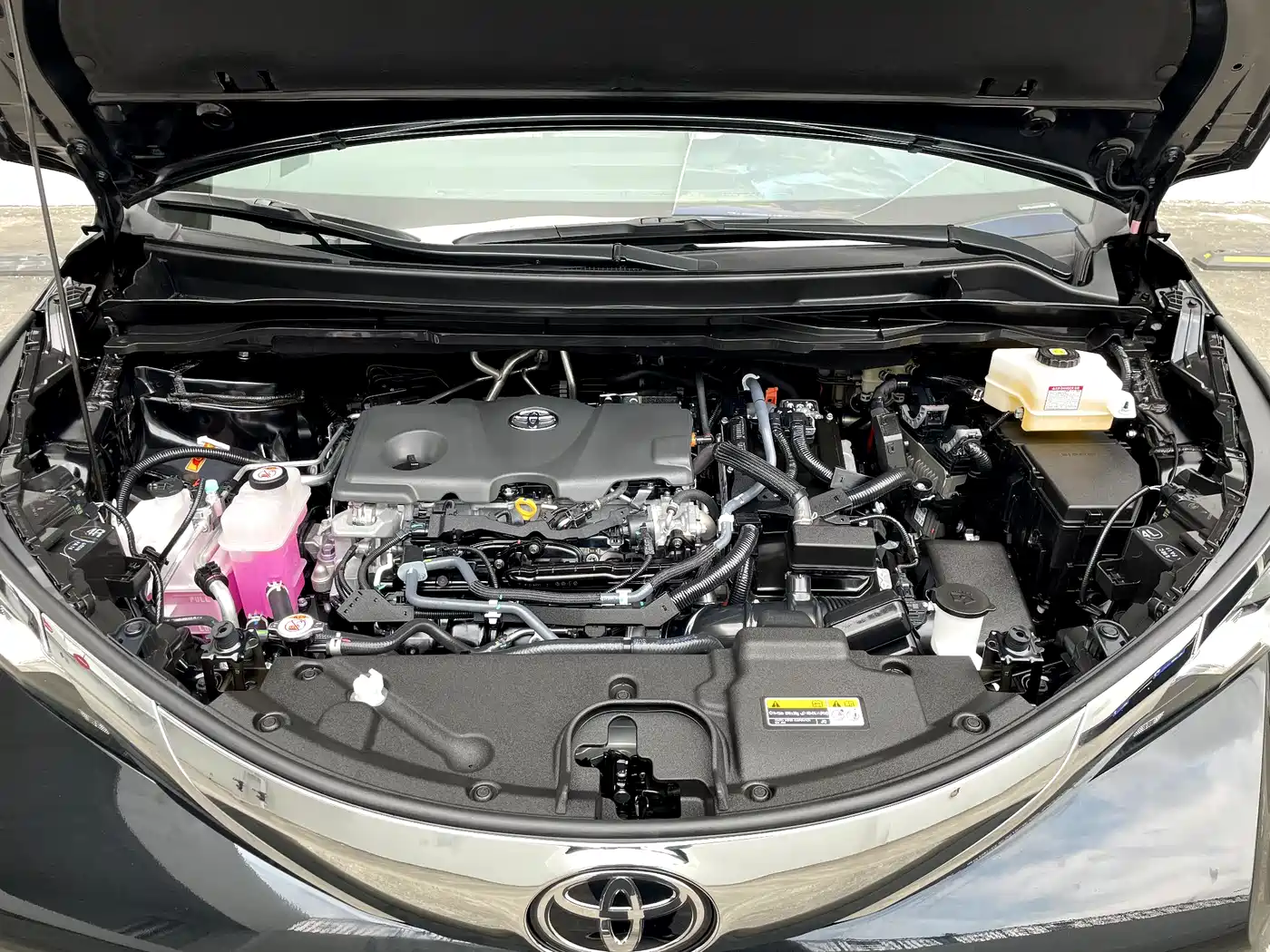 Toyota Sienna 2026 Model 2.5L Hybrid 2WD Comfort Edition фото 27
