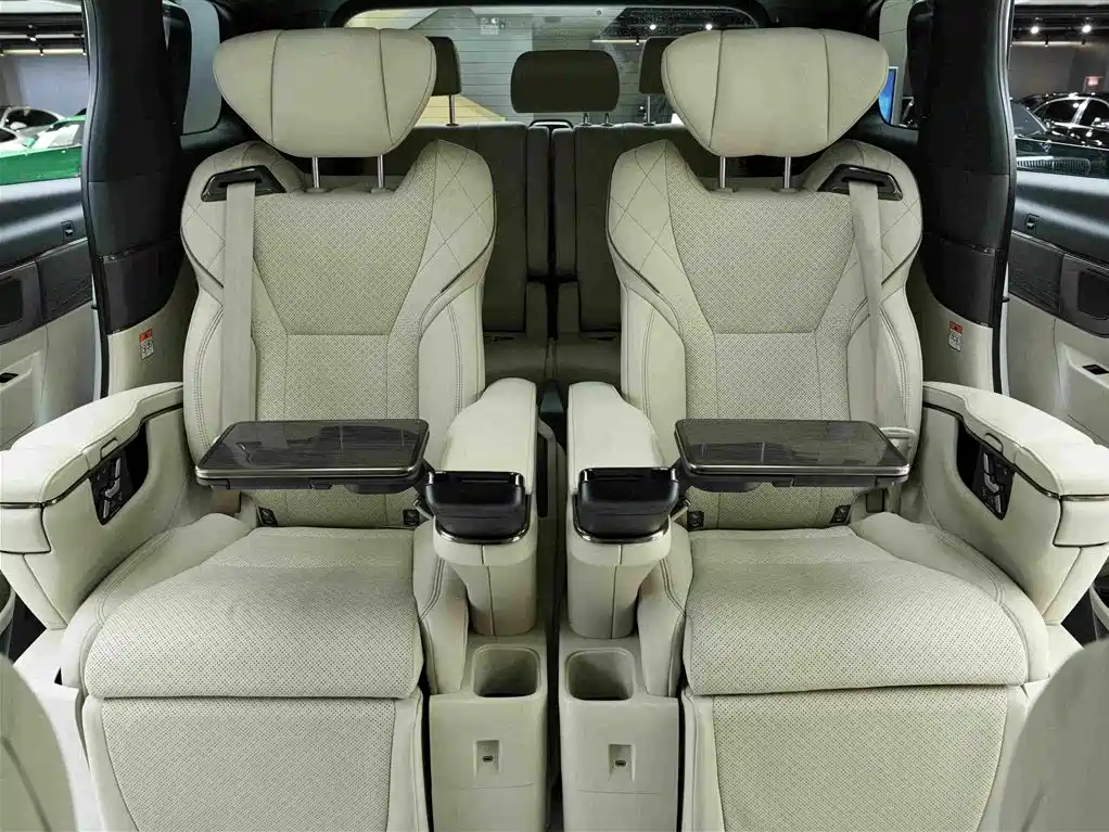 Toyota Vellfire 2025 2024 Crown Hybrid 2.5L Executive Premium Edition
