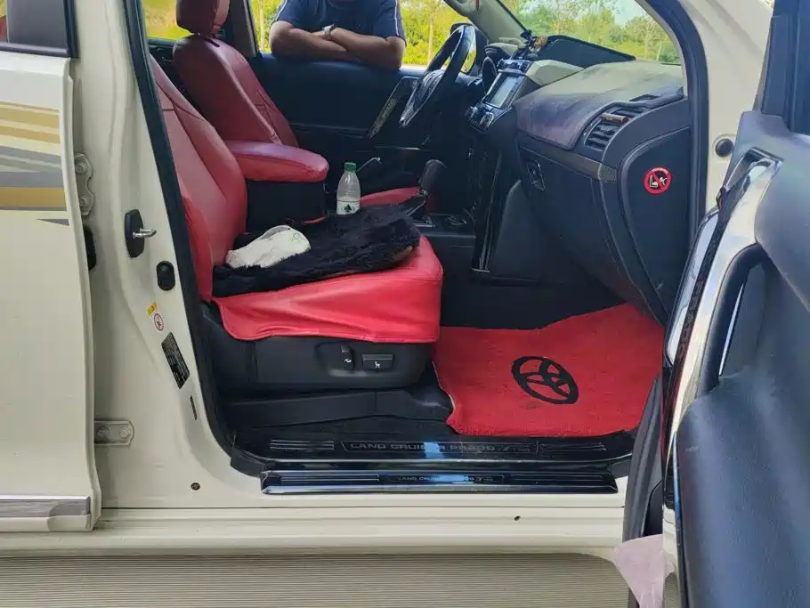 Toyota Prado (Import) 2015 2014 2.7L Automatic Luxury